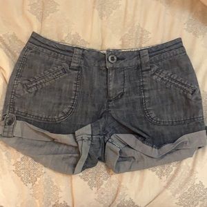 Grey shorts